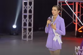 Cô gái dân tộc Chăm một tháng thi hai cuộc thi hoa hậu