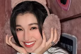 Phương Nhi có vượt trội nhờ nhan sắc rạng ngời?