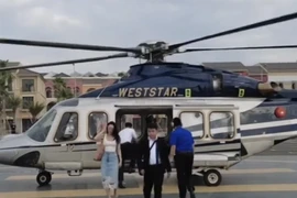 Minh Hằng, chồng cũ Lệ Quyên chi tiền khủng du lịch bằng chuyên cơ