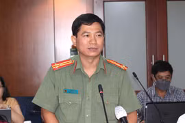 Công an TP HCM: Nhiều karaoke, bar, vũ trường 'lách luật'