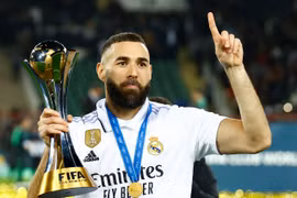 Benzema áp sát kỷ lục nhiều danh hiệu nhất lịch sử Real Madrid