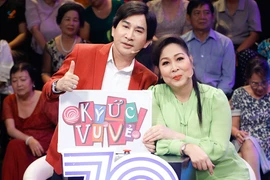 Kim Tử Long tiết lộ danh tính người tình đầu tiên năm 17 tuổi