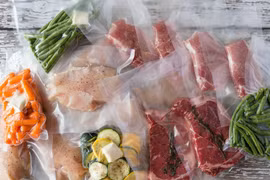 Đậy kín nắp lọ thức ăn có thể sinh độc tố?