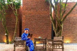 Xuân Hinh lấy tiền đâu xây biệt phủ 5.000m2 giá hàng trăm tỷ?