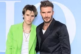 Con trai David Beckham sắp làm ca sĩ chuyên nghiệp