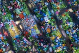 Sắc màu chợ "chồm hổm" ở Hậu Giang