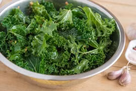 5 rau củ làm đẹp, chống lão hóa tốt nhất cho phụ nữ