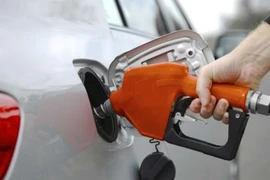 Bộ Công Thương sẽ phân phối xăng dầu sao hậu khủng hoàng nguồn cung?