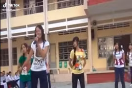 Nam Em đi hát thời đi học và hiện tại khác một trời một vực