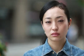 Sự thực cay đắng sau lý do chồng vội vã thăm em dâu đẻ