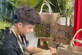 Đam mê cùng nghề thủ công