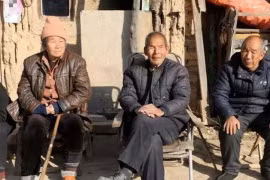 Trên 50 tuổi phải giữ “cửa gia đình”, đừng để 3 loại người ghé thăm 