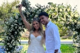 Cầu thủ trẻ Chelsea tổ chức hôn lễ hoành tráng