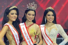 Dàn học trò toàn hoa hậu của siêu mẫu Minh Tú