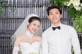 Doãn Hải My khoe lại ảnh cưới vào ngày Valentine trắng