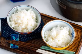 Cơm nấu bằng nước khoáng thiên nhiên có ngon hơn nấu bằng nước máy?