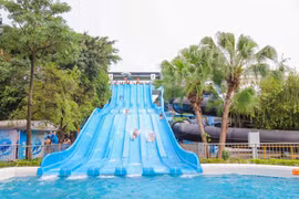 Công viên Nước Hồ Tây nhiều hoạt động hấp dẫn dịp 30-4-1/5