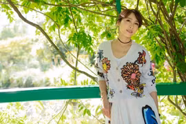 Cuộc sống xa hoa của Lê Tư