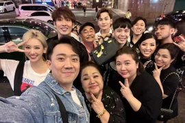 Hari Won phô diễn bắp tay nổi chuột như 'lực điền'