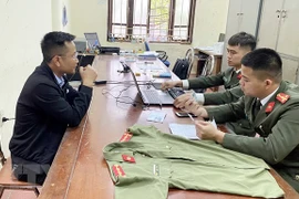 Khởi tố đối tượng giả danh công an lừa đảo, chiếm đoạt tài sản 