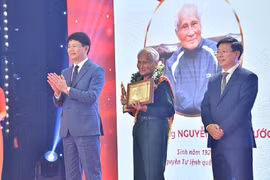 50 Gương sáng pháp luật năm 2023: Nâng cao ý thức tôn trọng pháp luật