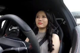 Chồng bẽ mặt khi vợ bắt ghen nhầm đối tác