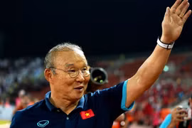 CLB Công an Hà Nội phản ứng bất ngờ về tin chiêu mộ thầy Park