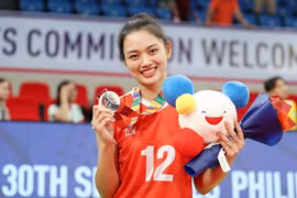 Hot girl bóng chuyền gây sốt SEA Games 31 là ai?