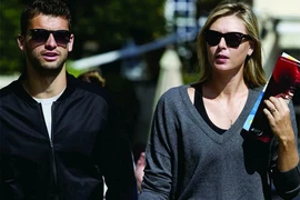 Sharapova và cuộc tình đến không đúng lúc