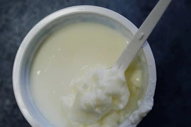 Uống sữa chua chú ý điều này tránh "gieo" bệnh vào người