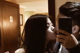 Con gái 16 tuổi của nghệ sĩ Chiều Xuân lộ ảnh hôn bạn trai 