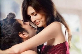 Mẹ hẹn hò với tình trẻ kém 30 tuổi, cô gái nhờ tư vấn