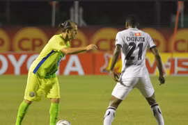 Những "ông lão" U40 tái xuất: Các sao trẻ khó phát triển