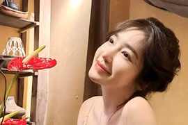 Elly Trần sở hữu vóc dáng gợi cảm dù trải qua 2 lần sinh nở