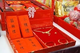 Đến rước dâu, mẹ vợ nói một câu chú rể ôm mặt khóc