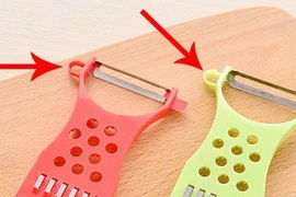 Lỗ nhỏ trên dao nạo rau củ có công dụng gì?