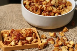 Làm tóp mỡ giòn bì không văng nổ nhờ bí quyết này