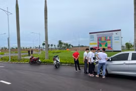 Nhiều tháng không có giao dịch, môi giới BĐS ngán ngẩm bỏ nghề