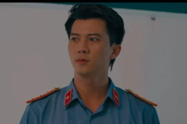 Hà Việt Dũng: "Vợ tôi nhắn nhủ, lần sau hạn chế nhận vai đào hoa"