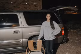 Cô gái 27 tuổi kiếm gần 1 tỷ mỗi năm bằng thứ nhặt được