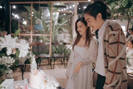 Không để dân tình đồn đoán, Midu lên tiếng chuyện có "tình mới"