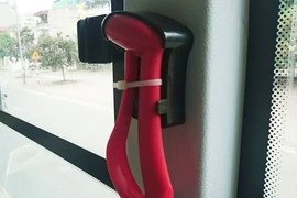 Lo ngại dụng cụ thoát hiểm trên xe ô tô chỉ để đối phó