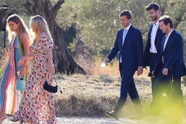 Pique có thể ngoại tình từ năm 2019