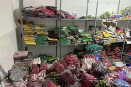 Livestream bán hàng không rõ nguồn gốc, 2.000 sản phẩm bị tạm giữ