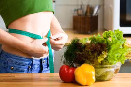 Ăn rau thay cơm để giảm cân có tốt cho sức khỏe?