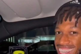 Phản ứng của Bruno khi Fred nhận giải Cầu thủ hay nhất trận