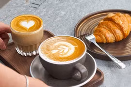 Ly cà phê giá 100.000 đồng không còn xa lạ