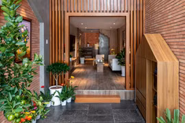 Nhà phố mặt tiền 3,5m, có thang máy, bể bơi, ngập ánh sáng