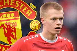 MU tranh thần đồng người Bỉ với Newcastle, Ten Hag dễ cho McTominay “bay màu“