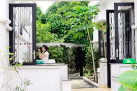 Biệt thự vườn xanh mướt mắt của "người đẹp Tây Đô" Việt Trinh